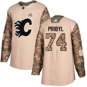 Pánské NHL Calgary Flames dresy Daniel Pribyl 74 Authentic Camo Adidas Veterans Day Practice