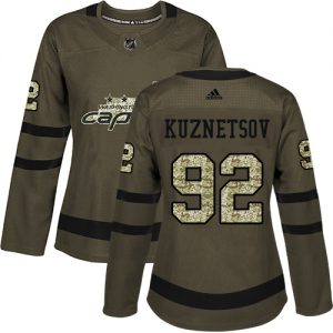 Dámské NHL Washington Capitals dresy 92 Evgeny Kuznetsov Authentic Zelená Adidas Salute to Service