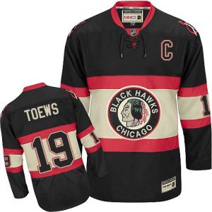 Pánské NHL Chicago Blackhawks dresy 19 Jonathan Toews Authentic Throwback Černá CCM Alternativní