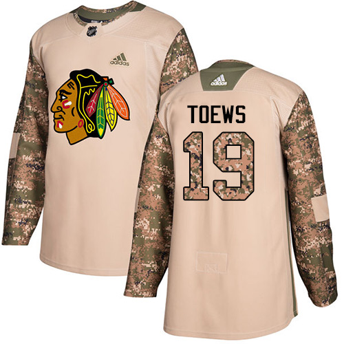 Dětské NHL Chicago Blackhawks dresy 19 Jonathan Toews Authentic Camo Adidas Veterans Day Practice