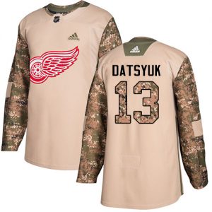 Pánské NHL Detroit Red Wings dresy 13 Pavel Datsyuk Authentic Camo Adidas Veterans Day Practice
