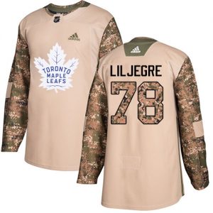 Dětské NHL Toronto Maple Leafs dresy 78 Timothy Liljegre Authentic Camo Adidas Veterans Day Practice