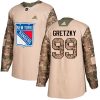 Pánské NHL New York Rangers dresy 99 Wayne Gretzky Authentic Camo Adidas Veterans Day Practice